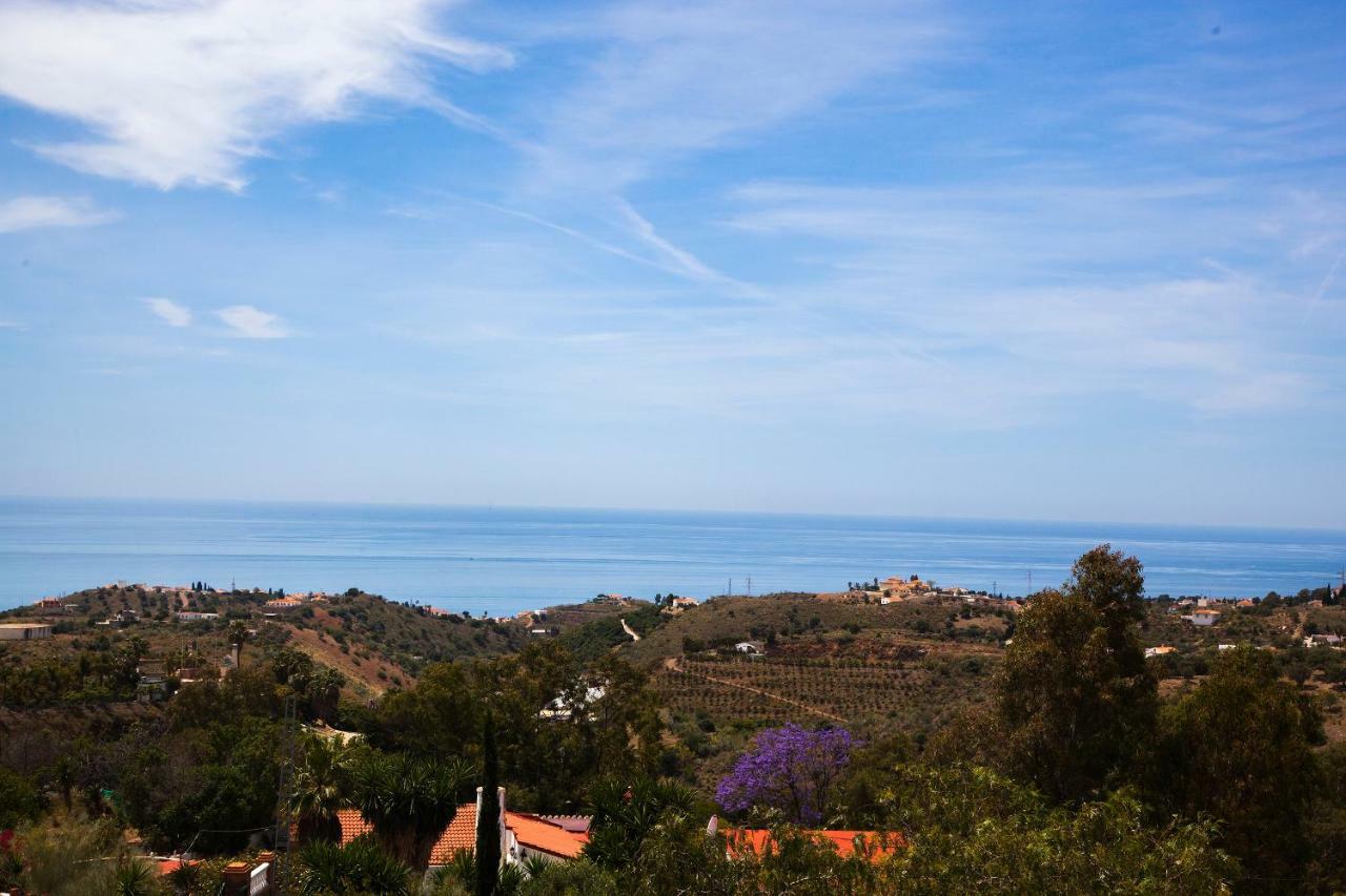 Villa El Palomar Azul With Pool And Sea View Benajarafe Exterior photo